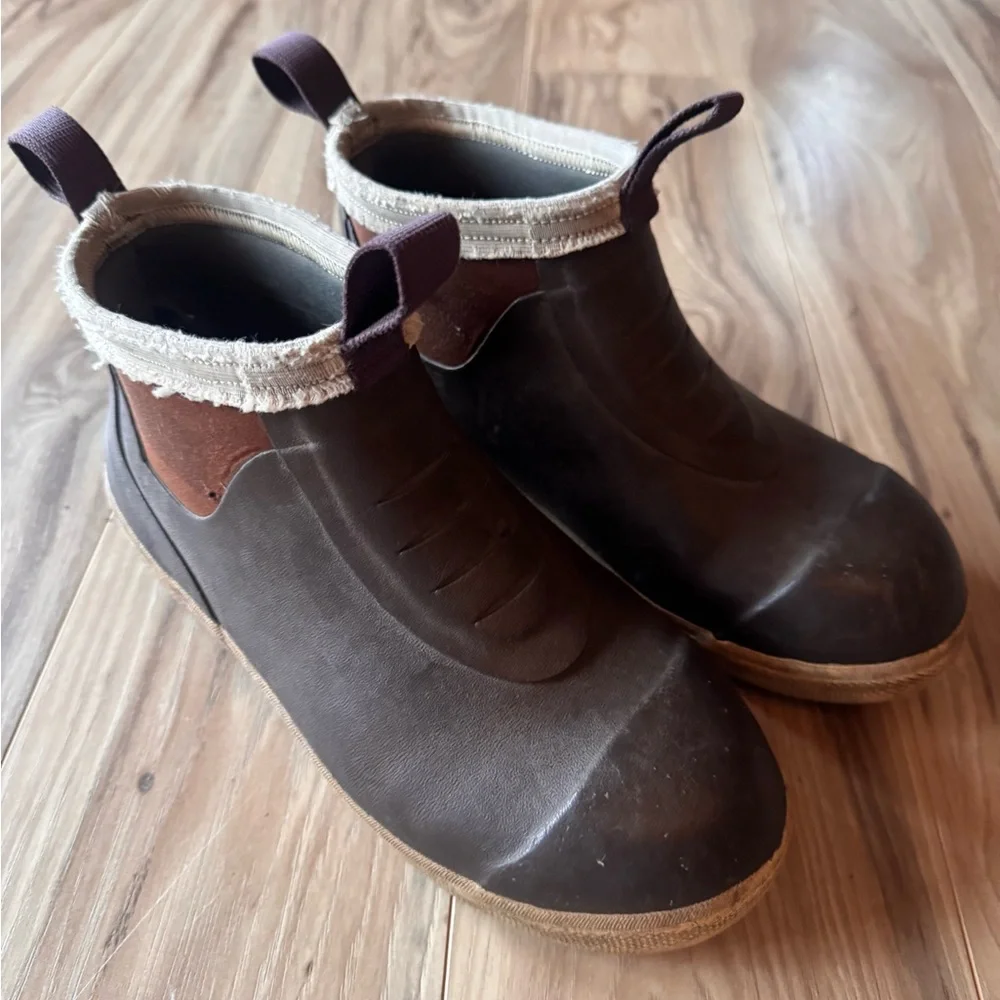 Xtratuf Waterproof Brown Ankle Boots